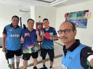 Văn hóa trò chuyện, cười nói khi tham gia luyện tập bóng bàn tại các câu lạc bộ bóng bàn ở Vinhomes Grand Park